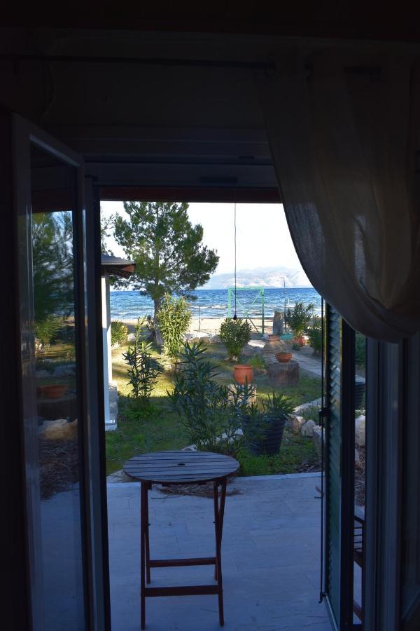 Bouka Beachfront Bungalows Agios Nikolaos  Экстерьер фото